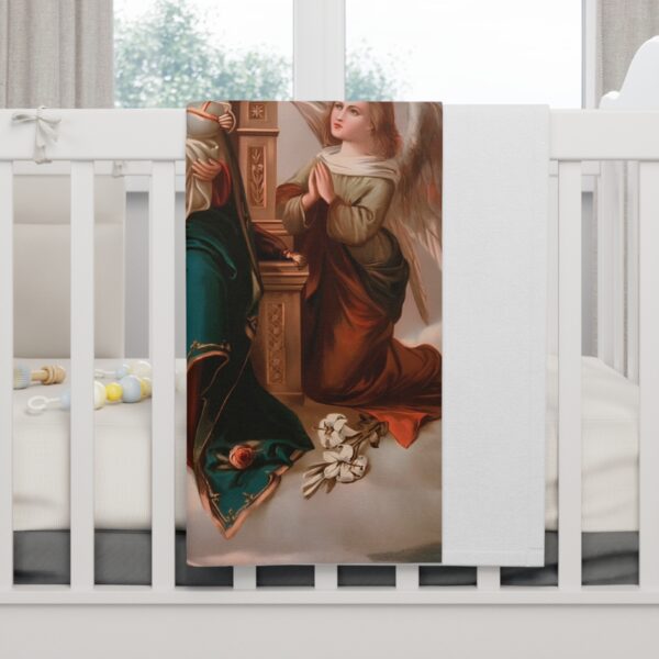 Queen Mary with Child Jesus Print Soft Fleece Baby Blanket - Image 4